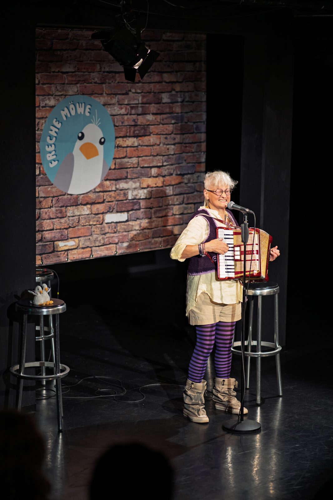 Comedian im Kostüm